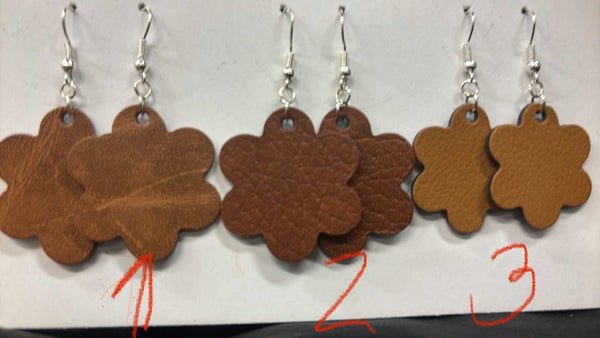 Piparikorvikset Hand made by Anette (ruskea)