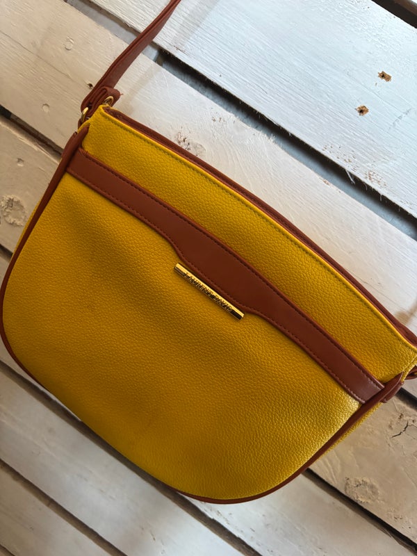 Laukku Sun Laurent keltainen